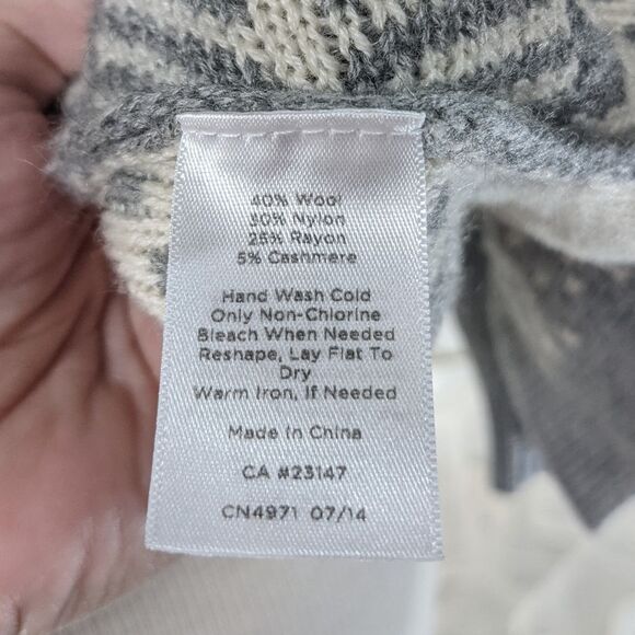 Talbots Wool Casmere blend Open Cardigan Nordic XS - Picture 4 of 5